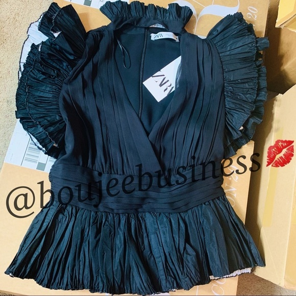 ZARA Ruffled Sleeve Top - Picture 4 of 6